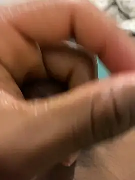 whose17 online show from December 2024 07:09:01 AM