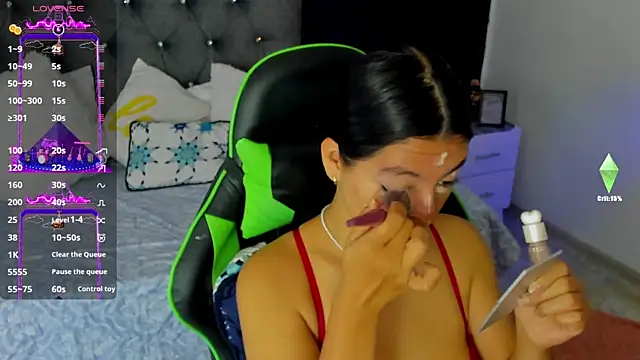 susan smith18 online show from September 2025 12:51:01 PM