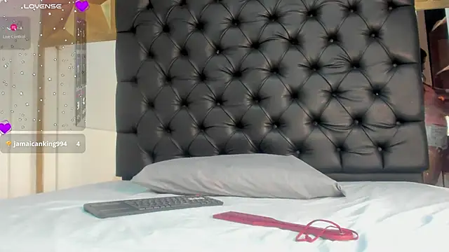 irenedaimond online show from March 2025 01:12:02 PM