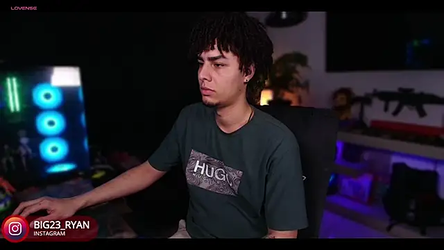 Snapshot of bigryann23 chatting on January 2025 12:59:01 AM bigryann23 online show from January 2025 12:59:01 AM