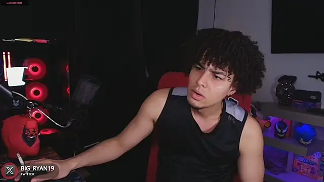 Snapshot of bigryann23 chatting on March 2025 03:50:01 AM bigryann23 online show from March 2025 03:50:01 AM