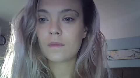 33tinarose online show from September 2025 08:17:01 AM
