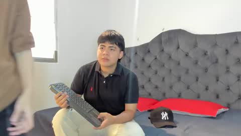 Snapshot of 3guy3 chatting on November 2025 07:48:02 PM Guy 1 Guy 2 Guy 3. online show from November 2025 07:48:02 PM