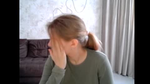 Snapshot of 69riley_reid69 chatting on November 2025 04:50:02 AM 69Riley Reid69 online show from November 2025 04:50:02 AM