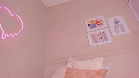 _aleja_x online show from September 2025 11:32:02 AM