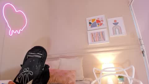 _aleja_x online show from October 2025 11:49:02 AM