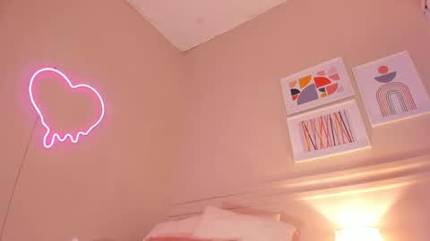 _aleja_x online show from October 2025 11:41:02 AM