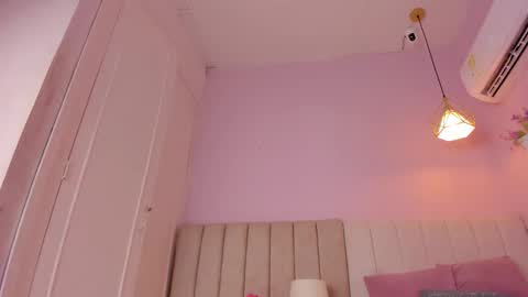 _aleja_x online show from November 2025 11:33:02 AM