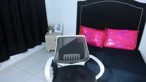 _cleo_hott online show from January 2025 03:05:02 AM