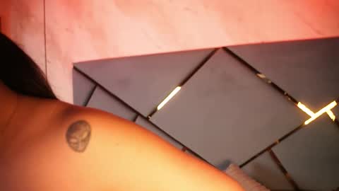 Snapshot of _giggy chatting on December 2025 11:30:02 AM _giggy online show from December 2025 11:30:02 AM