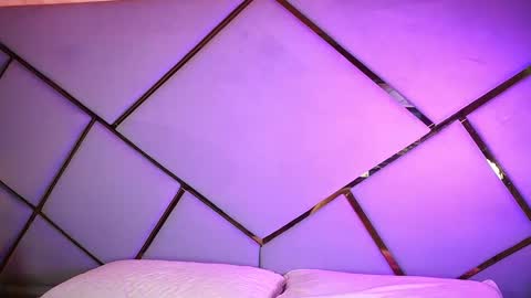 Snapshot of _giggy chatting on December 2025 11:41:01 AM _giggy online show from December 2025 11:41:01 AM