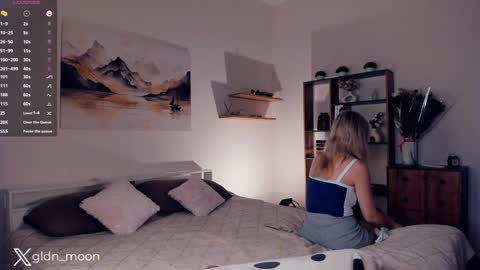 Rina online show from January 2025 12:07:01 AM