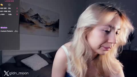 Rina online show from February 2025 07:36:01 PM