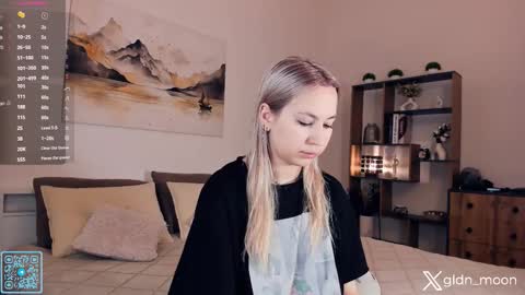 Rina online show from October 2025 08:17:02 PM