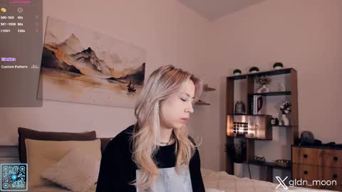 Rina online show from October 2025 08:07:02 PM