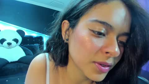 _hanna_lee1 online show from September 2025 04:03:01 AM