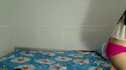 Snapshot of _hotzooey69_ chatting on September 2025 10:02:01 PM _hotzooey69_ online show from September 2025 10:02:01 PM