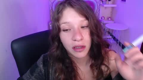 vivi online show from February 2025 08:00:01 PM