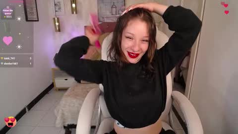 vivi online show from September 2025 07:47:02 PM