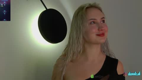 Kate online show from December 2024 04:06:01 PM