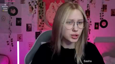 Snapshot of _kitekat_ chatting on October 2025 10:38:02 AM _kitekat_ online show from October 2025 10:38:02 AM