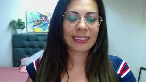 paulina  online show from December 2024 11:14:01 PM