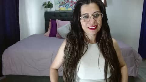 paulina  online show from January 2025 04:55:01 PM
