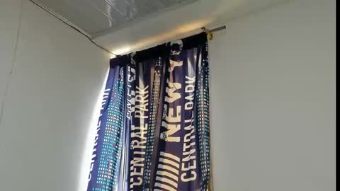 _logan_colton_ online show from November 2025 05:39:02 PM