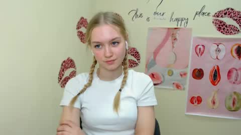 Clara online show from December 2024 08:55:02 AM
