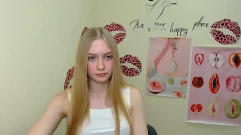 Clara online show from February 2025 05:15:02 PM