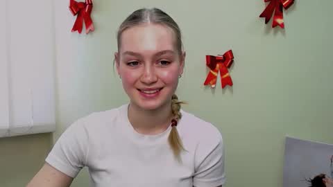 Clara online show from February 2025 10:47:02 AM