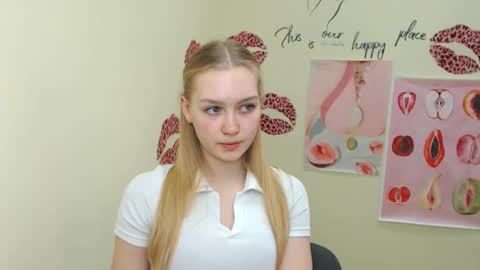Clara online show from February 2025 10:37:02 AM