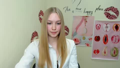 Clara online show from March 2025 10:32:02 AM