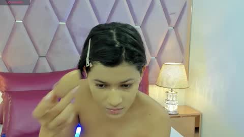 Snapshot of _maskedgirl_ chatting on November 2025 09:09:01 AM Nahayo online show from November 2025 09:09:01 AM