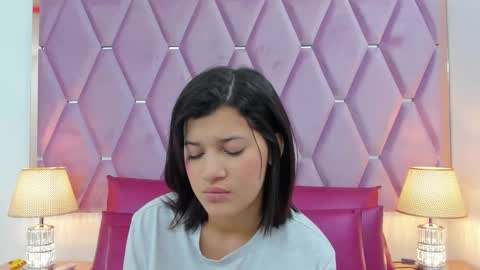 Snapshot of _maskedgirl_ chatting on December 2025 11:41:01 AM Nahayo online show from December 2025 11:41:01 AM