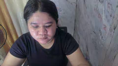 Snapshot of _natalieey chatting on November 2025 06:25:02 AM nics online show from November 2025 06:25:02 AM