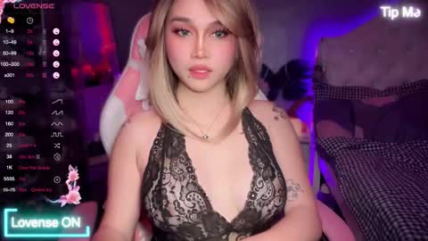 Lily online show from September 2025 05:13:01 PM
