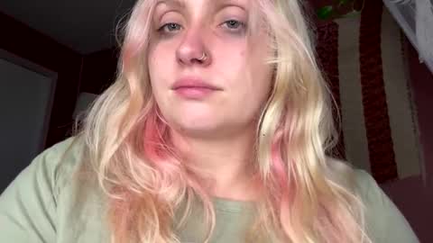 _peaceoutgirlscout_ online show from October 2025 04:37:02 AM