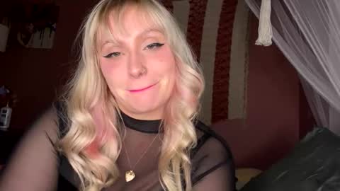 _peaceoutgirlscout_ online show from November 2025 04:58:02 AM