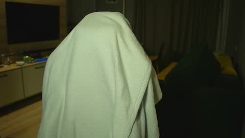 OLIVERpvt is open online show from November 2025 12:08:02 PM