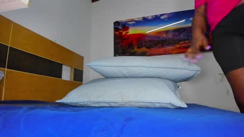 susy online show from January 2025 11:56:01 AM