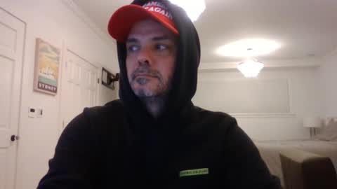 Snapshot of _zeus____ chatting on January 2025 04:34:01 AM Zeus online show from January 2025 04:34:01 AM