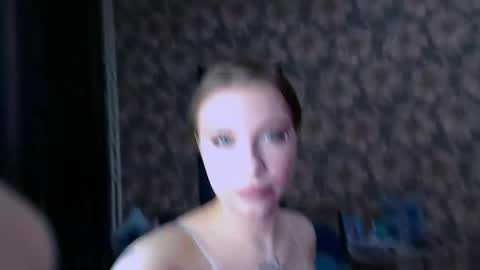 Snapshot of aalicebubble chatting on October 2025 12:49:02 PM Alice online show from October 2025 12:49:02 PM