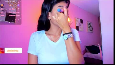 Snapshot of abbie_kinky chatting on November 2025 01:22:04 PM abbie_kinky online show from November 2025 01:22:04 PM