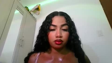 Snapshot of abby_moss_2 chatting on November 2025 05:06:02 AM abby_moss_2 online show from November 2025 05:06:02 AM