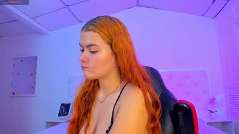 ABBY SMITH online show from September 2025 01:18:01 AM