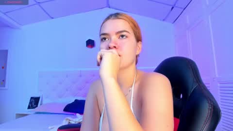 ABBY SMITH online show from September 2025 01:29:02 AM