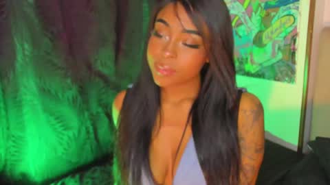 Simone    may online show from December 2024 02:04:01 PM