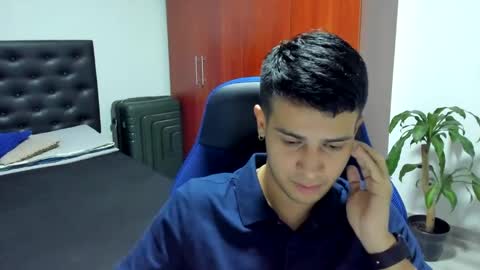 Snapshot of abelasburgo chatting on October 2025 04:57:02 AM Independence model AbelAsburgo online show from October 2025 04:57:02 AM