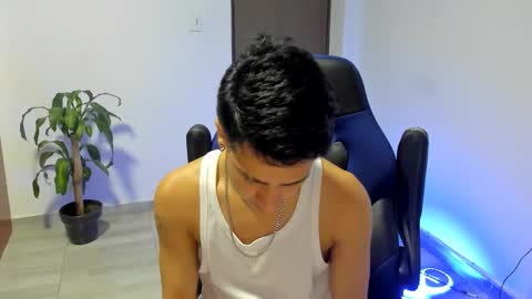 Snapshot of abelasburgo chatting on December 2025 02:20:01 AM Independence model AbelAsburgo online show from December 2025 02:20:01 AM